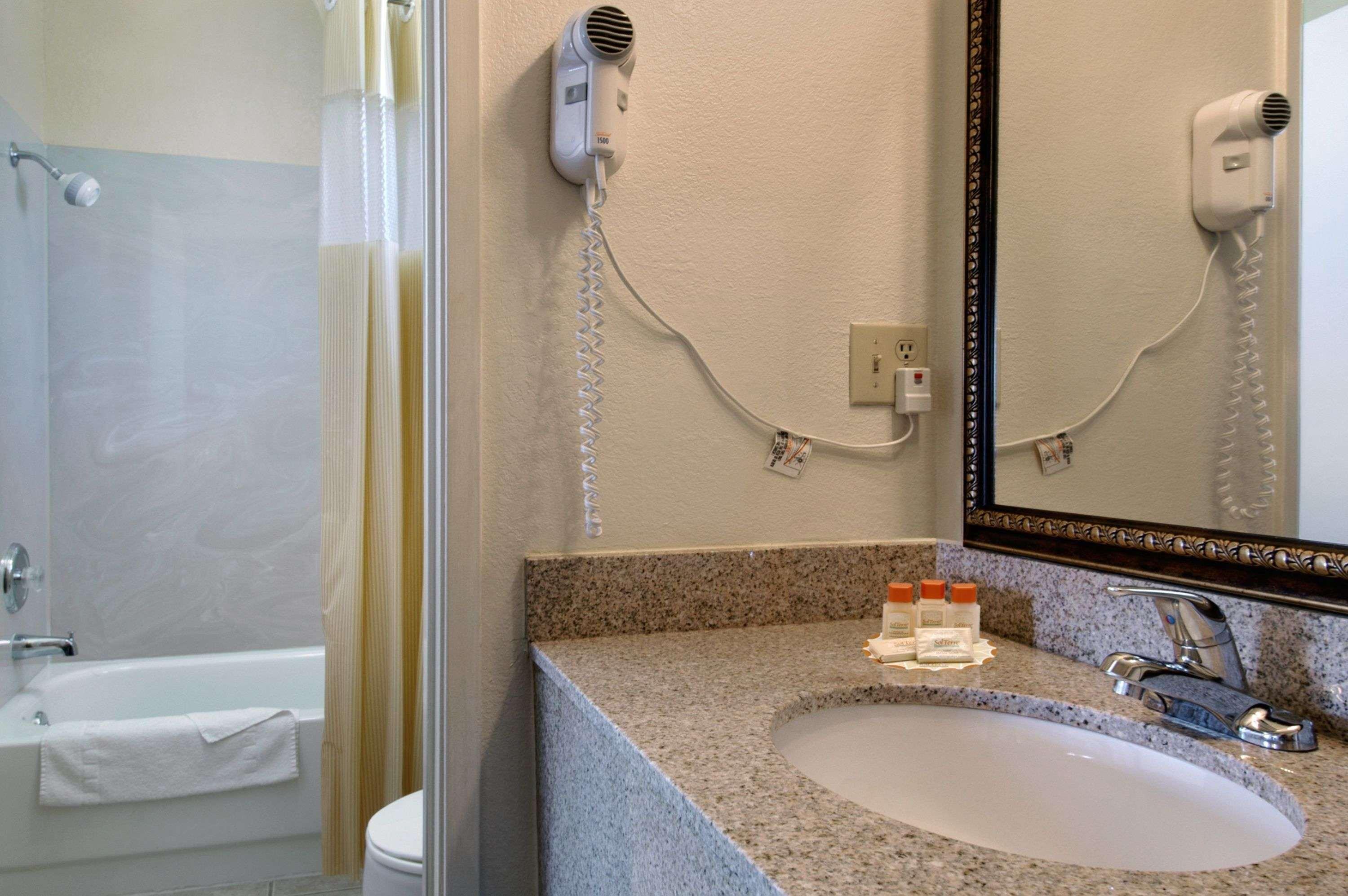 Days Inn By Wyndham Ukiah Luaran gambar